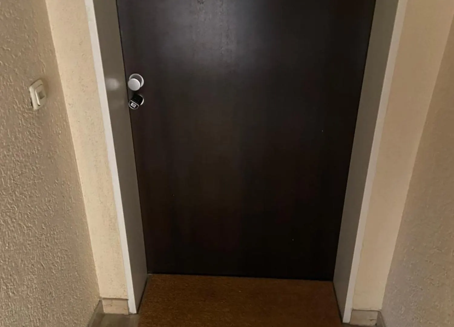 Apartment Wohnung Mit Garagenparkplatz An U-Bahnstation Munich Germany